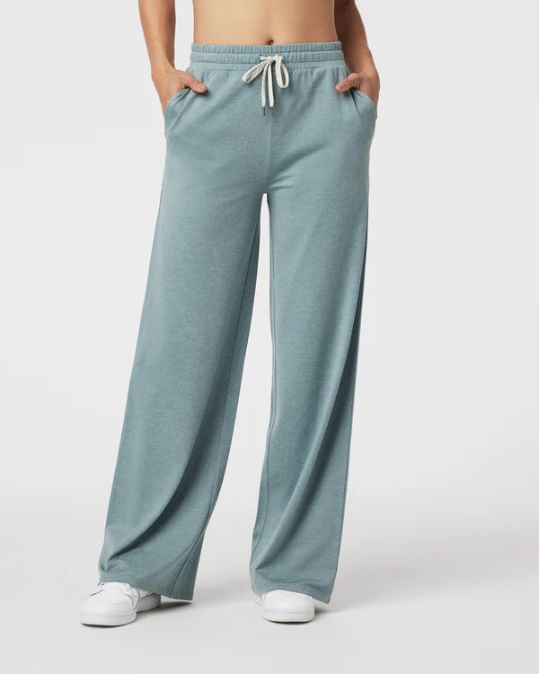 Vuori Women's Halo Essential Wideleg Pant