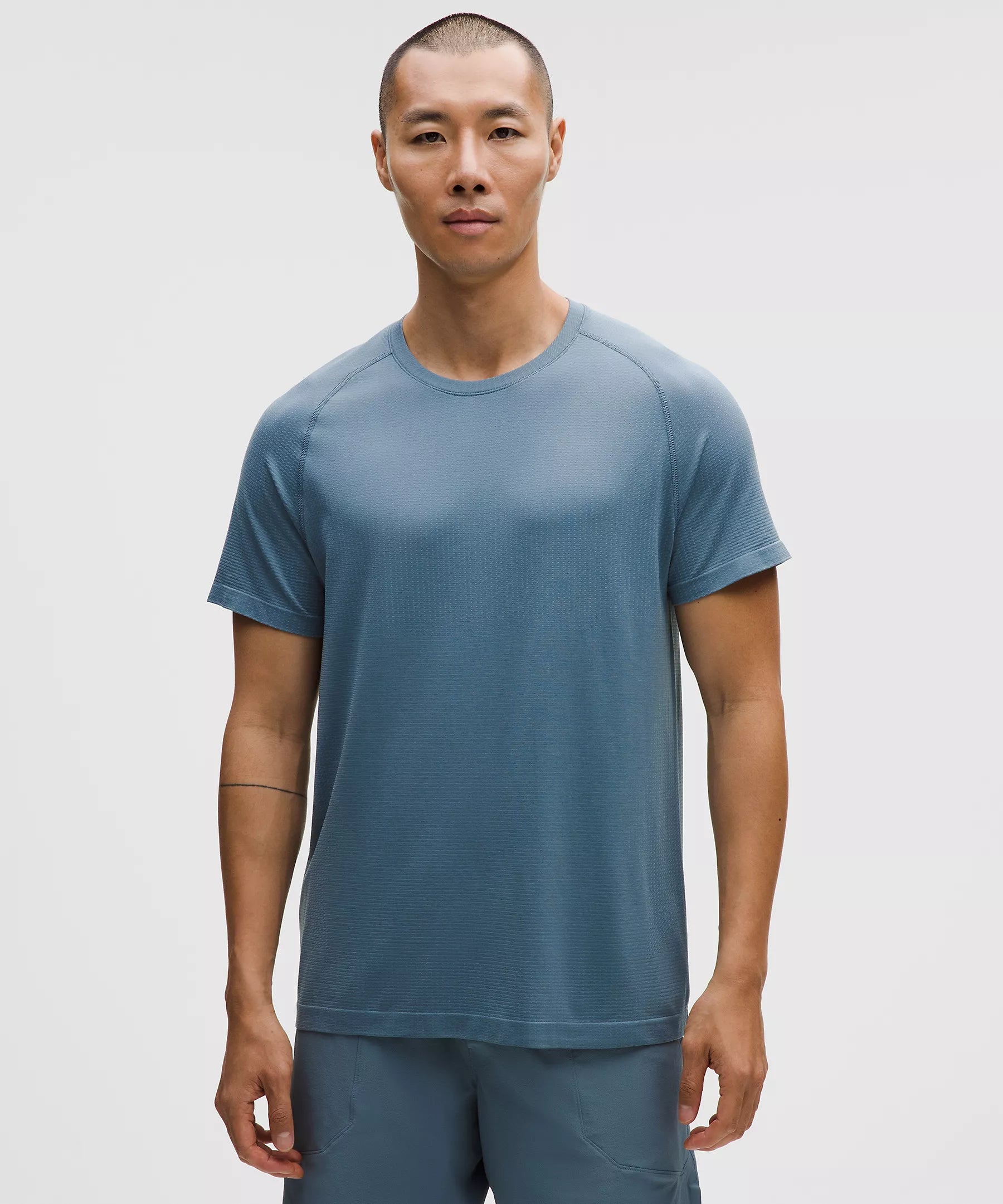 Lululemon Men's Metal Vent Tech Short-Sleeve Shirt