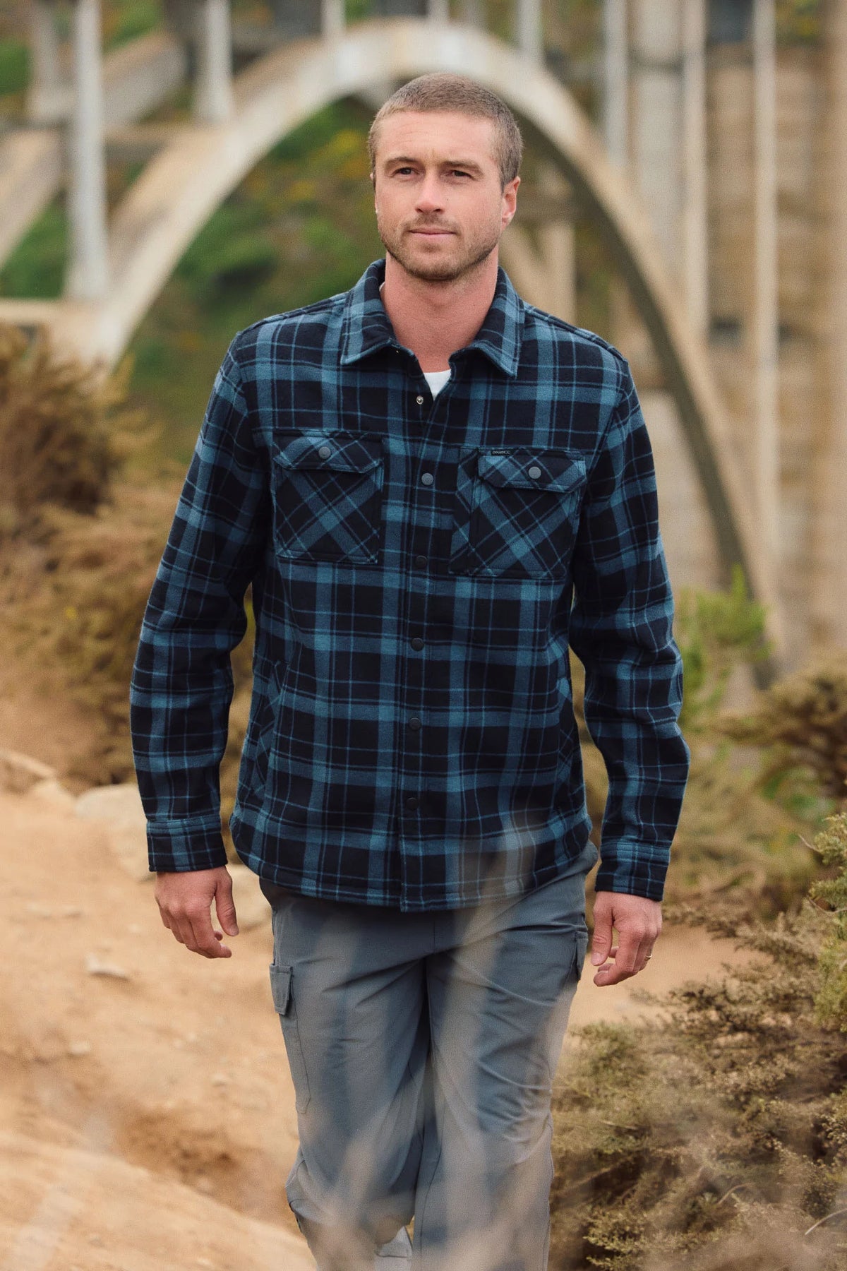 O'Neill Men's TRVLR Micro High Pile Lined Flannel