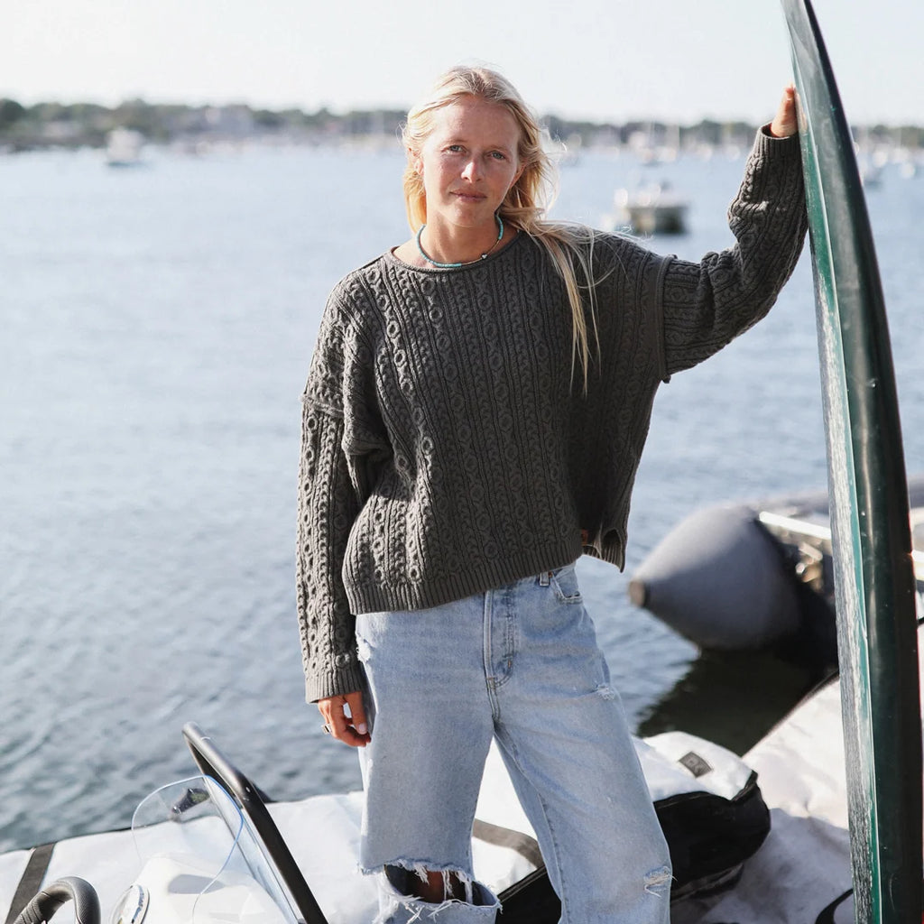 Levitate Women's Cable Knit Relaxed Sweater